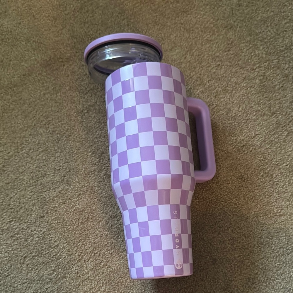 Lavender Checkered 40 Ounce Hydrojug Traveler